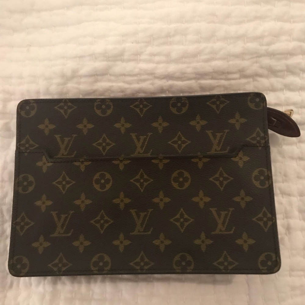 Authentic Louis Vuitton clutch.